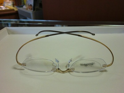 超軽量樹脂系メガネ